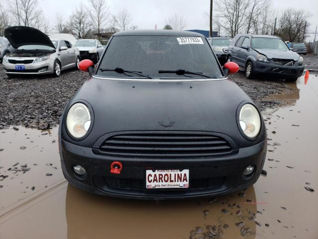 Photo 5 from auction – 2007 MINI COOPER with VIN WMWMF33567TT56953
