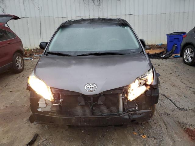 Photo 5 from auction – 2011 TOYOTA SIENNA with VIN 5TDZK3DC5BS135336