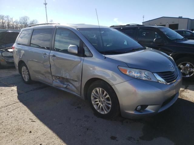 Photo 4 from auction – 2011 TOYOTA SIENNA XLE with VIN 5TDYK3DC9BS096939