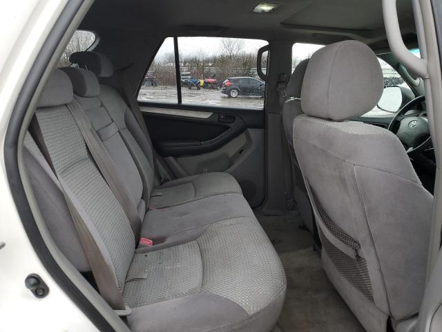 Photo 11 from auction – 2005 TOYOTA 4RUNNER SR with VIN JTEBU14RX50070121