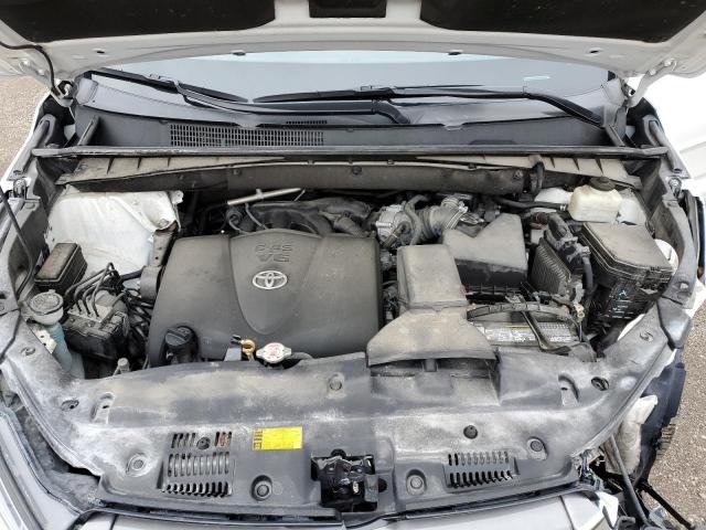 Photo 12 from auction – 2018 TOYOTA HIGHLANDER with VIN 5TDDZRFH4JS496833
