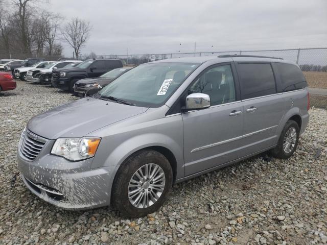 CHRYSLER TOWN & COU 2015 with VIN 2C4RC1CG7FR676800 - Photo from auction