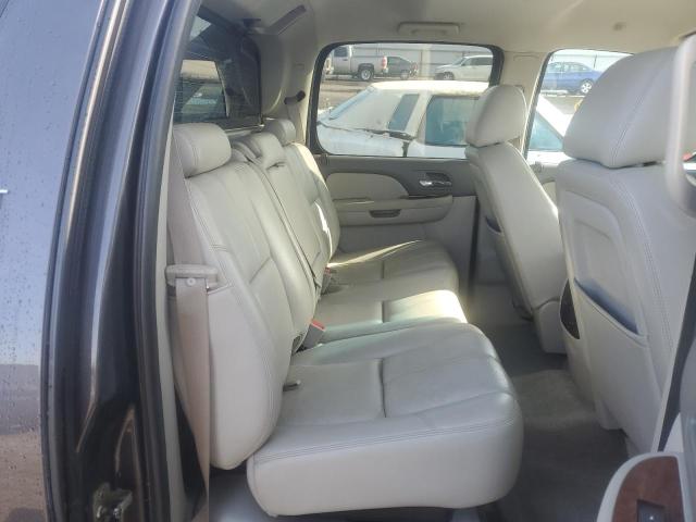 Photo 10 from auction – 2010 CHEVROLET AVALANCHE with VIN 3GNVKFE02AG267723