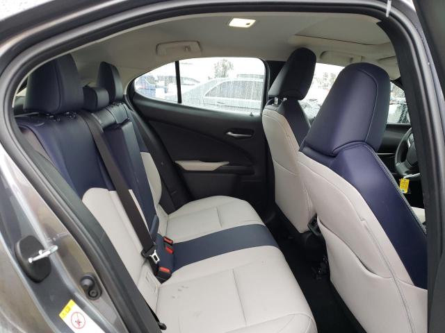 Photo 11 from auction – 2019 LEXUS UX 200 with VIN JTHY3JBH6K2006216