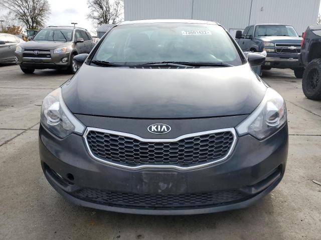 Photo 5 from auction – 2016 KIA FORTE LX with VIN KNAFK4A61G5563311