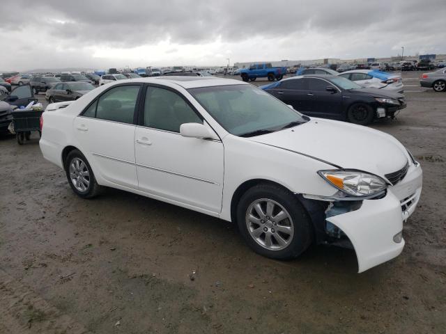 Photo 4 from auction – 2004 TOYOTA CAMRY LE with VIN JTDBF32K040152647