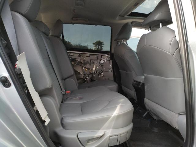 Photo 10 from auction – 2021 TOYOTA HIGHLANDER with VIN 5TDHZRBH8MS114038