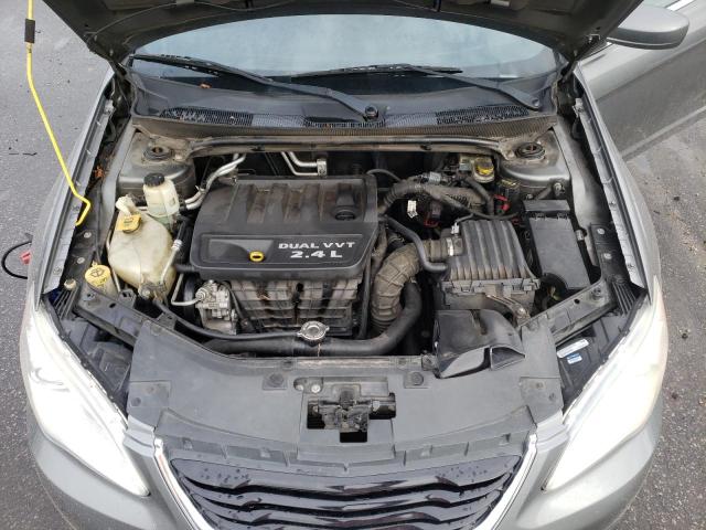 Photo 11 from auction – 2012 CHRYSLER 200 TOURIN with VIN 1C3BCBEB1CN229420
