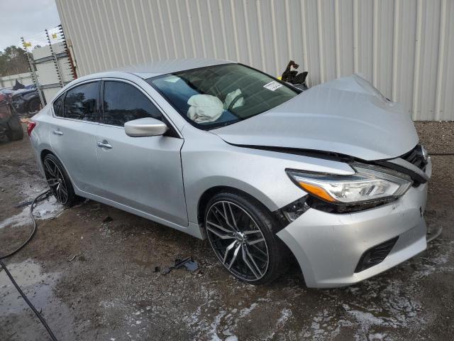 Photo 4 from auction – 2017 NISSAN ALTIMA 2.5 with VIN 1N4AL3AP0HC229495