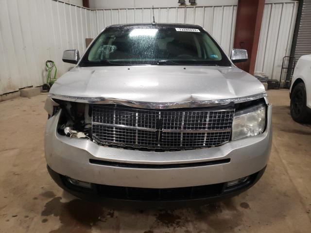 Photo 5 from auction – 2009 LINCOLN MKX with VIN 2LMDU88C19BJ03264