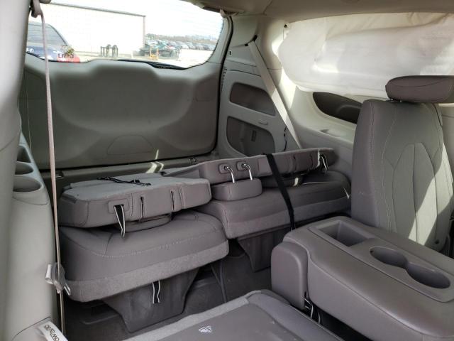 Photo 10 from auction – 2017 CHRYSLER PACIFICA T with VIN 2C4RC1DG4HR502460