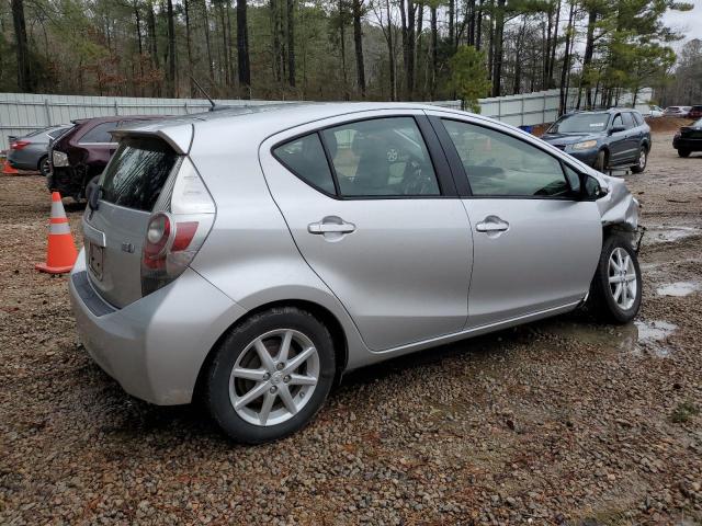 Photo 3 from auction – 2012 TOYOTA PRIUS C with VIN JTDKDTB39C1007372