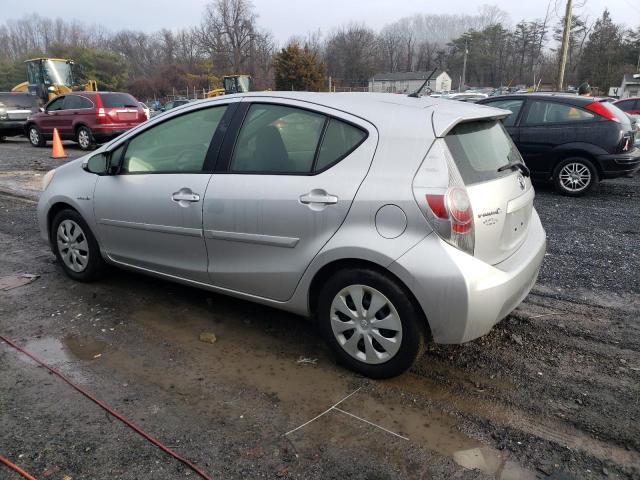 Photo 2 from auction – 2013 TOYOTA PRIUS C with VIN JTDKDTB3XD1538016