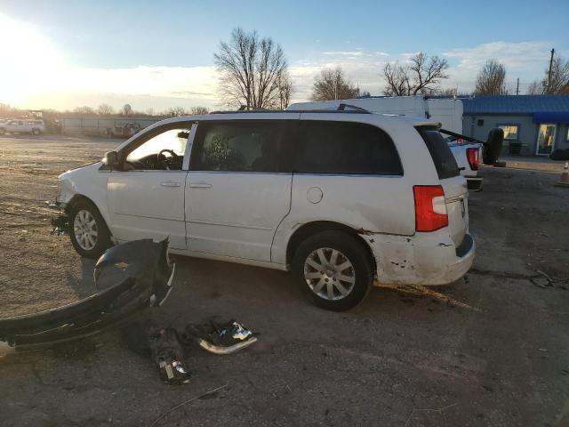 Photo 2 from auction – 2015 CHRYSLER TOWN & COU with VIN 2C4RC1AG9FR677465