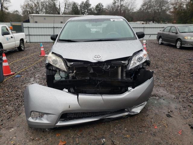 Photo 5 from auction – 2011 TOYOTA SIENNA BAS with VIN 5TDKA3DC7BS004087