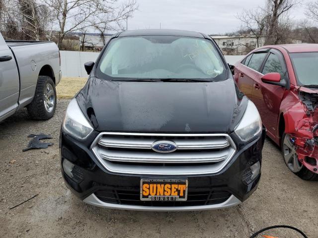 Foto 5 de la subasta – 2017 FORD ESCAPE SE con VIN 1FMCU0GDXHUD28343