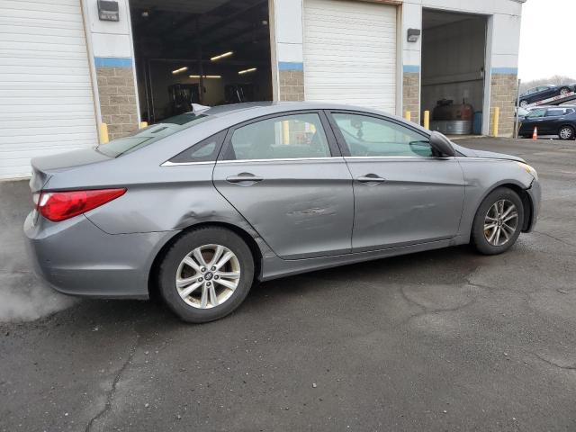 Photo 3 from auction – 2013 HYUNDAI SONATA GLS with VIN 5NPEB4AC9DH717439