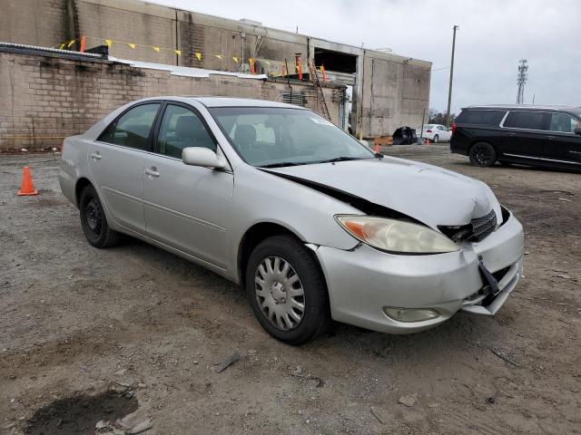 Photo 4 from auction – 2004 TOYOTA CAMRY LE with VIN 4T1BE30K64U346562