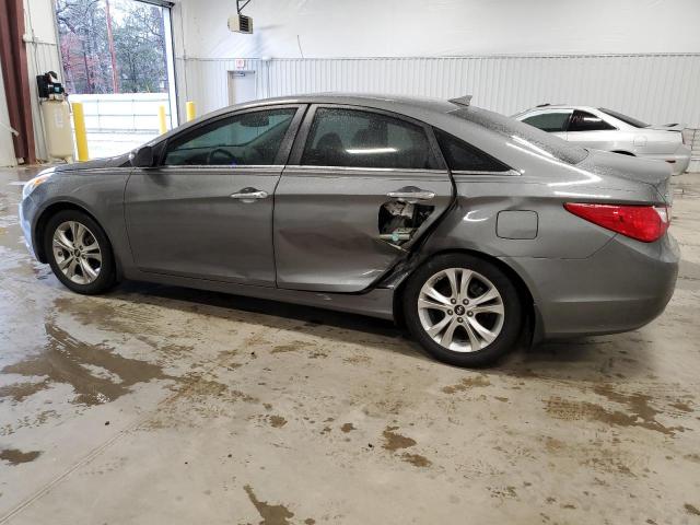 Photo 2 from auction – 2013 HYUNDAI SONATA SE with VIN 5NPEC4AC1DH586679