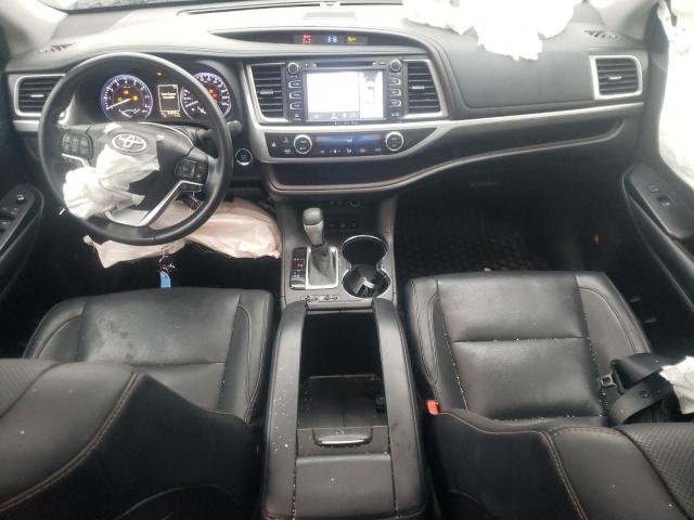 Photo 8 from auction – 2018 TOYOTA HIGHLANDER with VIN 5TDDZRFH5JS867062