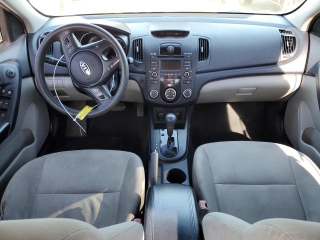 Zdjęcie 8 z aukcji – 2010 KIA FORTE EX z VIN KNAFU4A25A5274396