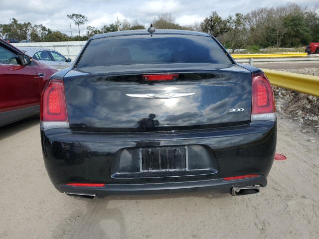 Photo 6 from auction – 2019 CHRYSLER 300 S with VIN 2C3CCABG8KH565961