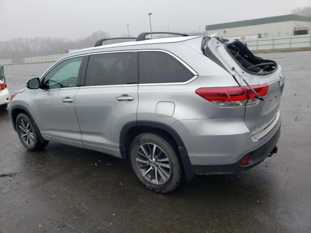 Photo 2 from auction – 2018 TOYOTA HIGHLANDER with VIN 5TDJZRFH6JS539474