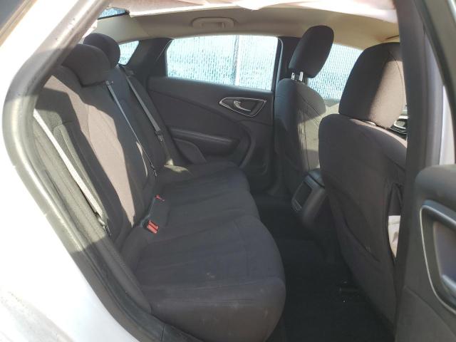 Photo 10 from auction – 2015 CHRYSLER 200 LIMITE with VIN 1C3CCCAB5FN631266