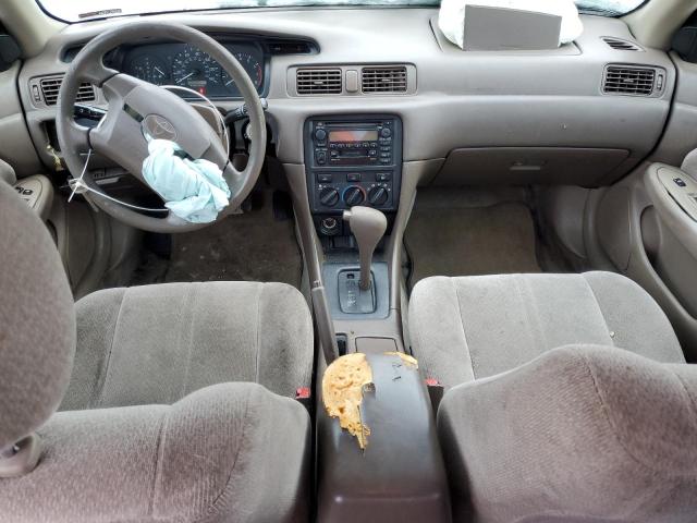 Photo 8 from auction – 2000 TOYOTA CAMRY CE with VIN 4T1BG22K2YU968633