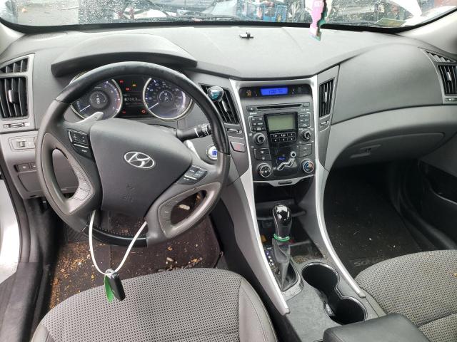 Photo 8 from auction – 2011 HYUNDAI SONATA SE with VIN 5NPEC4AC5BH273406
