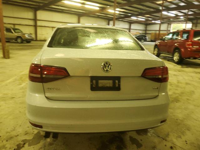 Photo 6 from auction – 2017 VOLKSWAGEN JETTA S with VIN 3VW2B7AJXHM243324