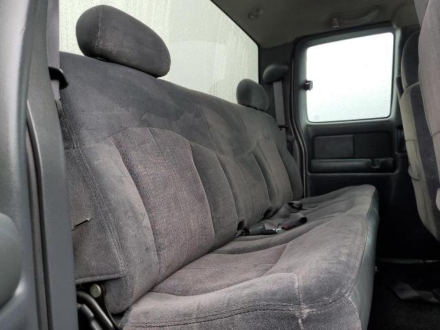Photo 10 from auction – 2001 CHEVROLET SILVERADO with VIN 1GCEK19T11E211215