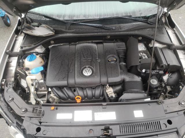 Photo 11 from auction – 2012 VOLKSWAGEN PASSAT SE with VIN 1VWBP7A38CC014489