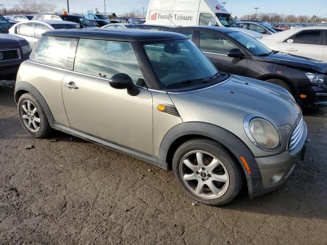Photo 4 from auction – 2007 MINI COOPER with VIN WMWMF33567TT51574