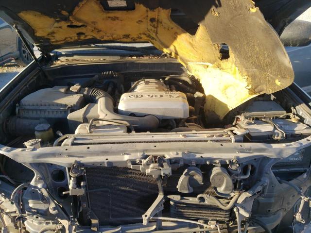 Photo 12 from auction – 2004 TOYOTA 4RUNNER SR with VIN JTEBT14R140032648