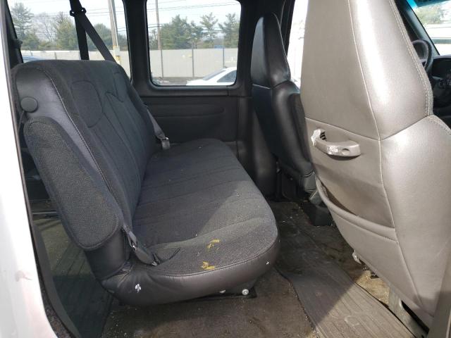 Photo 11 from auction – 2002 CHEVROLET EXPRESS G3 with VIN 1GAHG39R321128045