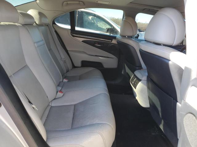 Photo 10 from auction – 2016 LEXUS LS 460 with VIN JTHBL5EF0G5140250