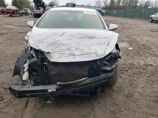 Photo 5 from auction – 2012 HYUNDAI ELANTRA GL with VIN 5NPDH4AEXCH108533