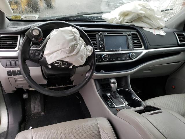 Photo 8 from auction – 2017 TOYOTA HIGHLANDER with VIN 5TDDZRFH8HS403967