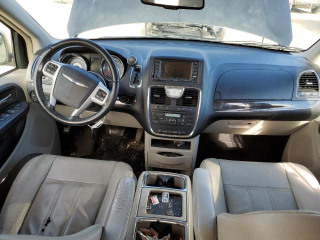 Photo 8 from auction – 2014 CHRYSLER TOWN & COU with VIN 2C4RC1BG3ER444615