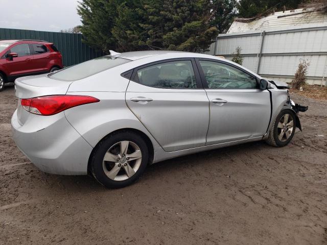 Photo 3 from auction – 2012 HYUNDAI ELANTRA GL with VIN 5NPDH4AEXCH108533