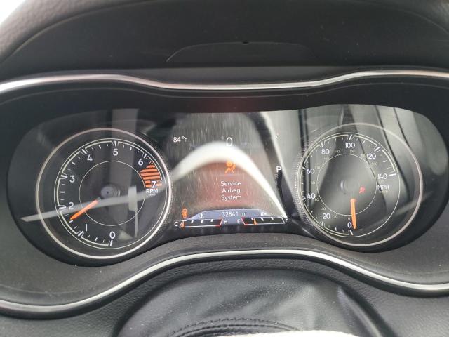 Photo 9 from auction – 2019 JEEP CHEROKEE L with VIN 1C4PJLDB6KD470232