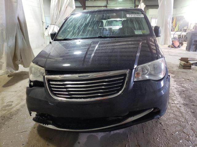 Photo 5 from auction – 2013 CHRYSLER TOWN & COU with VIN 2C4RC1BG7DR737657