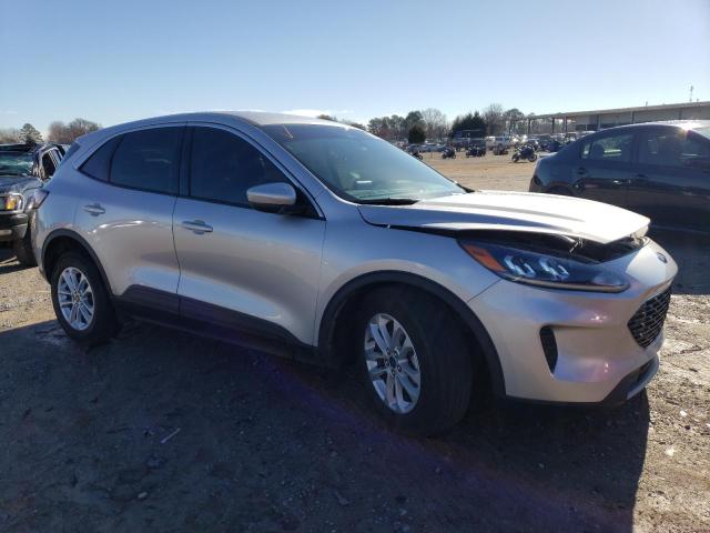 Photo 4 from auction – 2020 FORD ESCAPE SE with VIN 1FMCU0G6XLUA05999