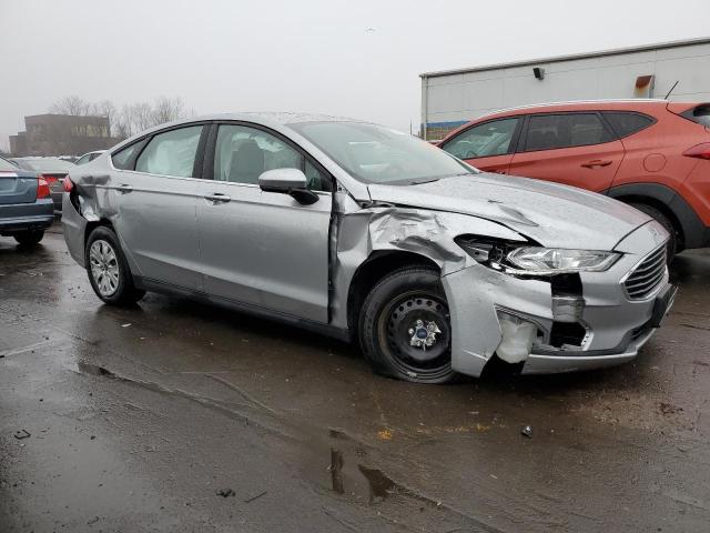 Photo 4 from auction – 2020 FORD FUSION S with VIN 3FA6P0G74LR144332