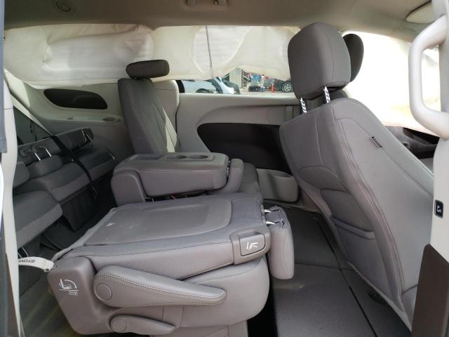 Photo 11 from auction – 2017 CHRYSLER PACIFICA T with VIN 2C4RC1DG4HR502460