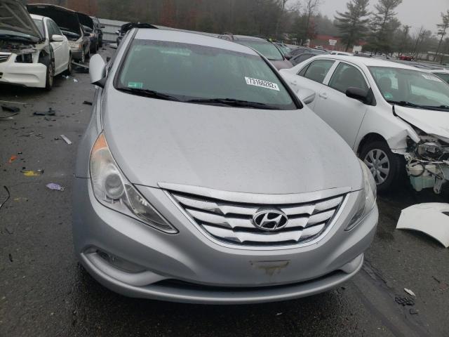 Photo 5 from auction – 2011 HYUNDAI SONATA SE with VIN 5NPEC4AC5BH273406