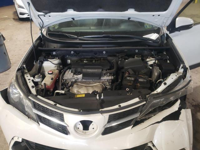 Photo 11 from auction – 2015 TOYOTA RAV4 LIMIT with VIN JTMDFREV2FD100417