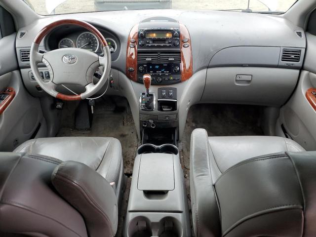 Photo 8 from auction – 2005 TOYOTA SIENNA XLE with VIN 5TDBA22C75S047958