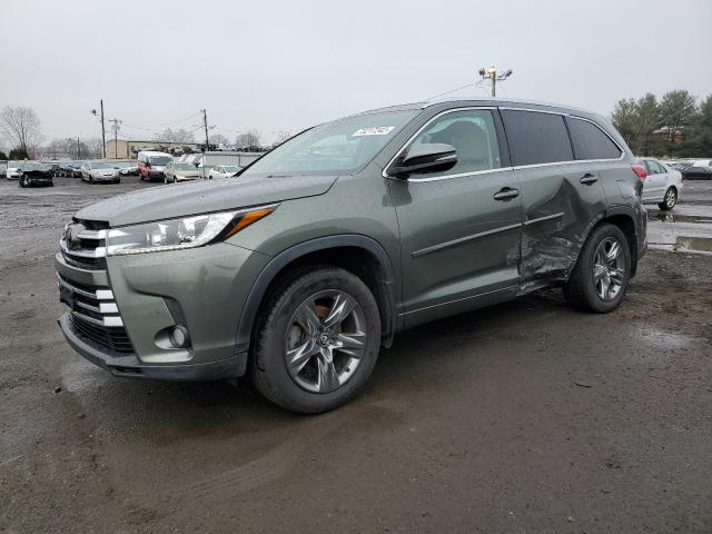 TOYOTA HIGHLANDER 2017 with VIN 5TDDZRFH2HS414849 - Photo from auction